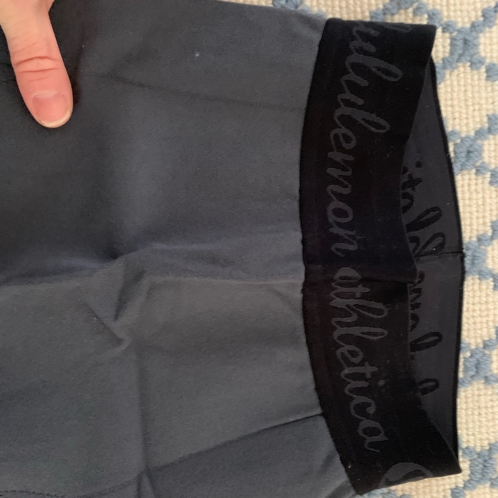 Lululemon Crop Size 2 - image 4